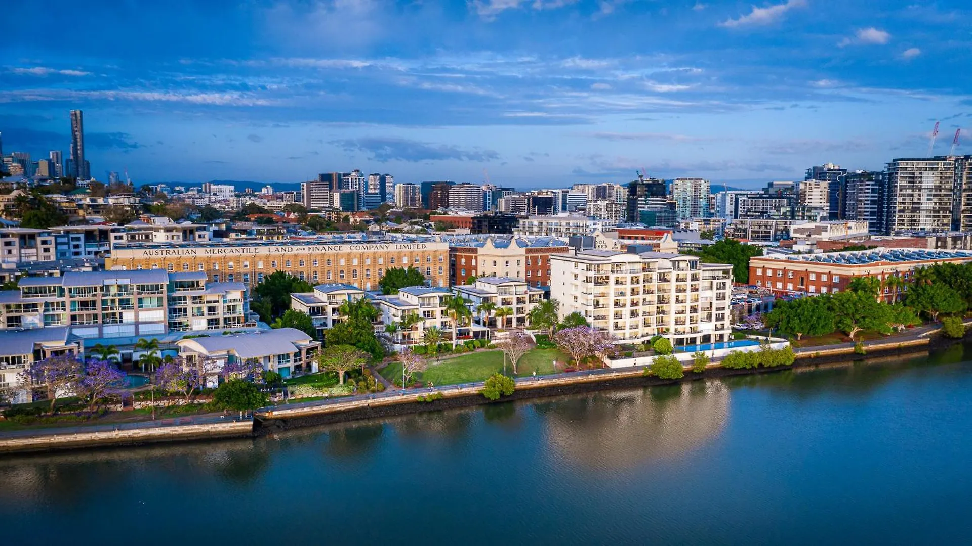 Goldsborough Place Apartments Brisbane Aparthotel